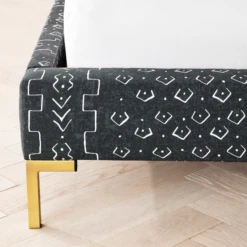 Nikki Chu - Platform Bed -Home Promotion Store webimage 014084824 DTL1