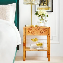 The Finger Hand -Home Promotion Store webimage 040445831 725470735 020217235 square web