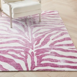 Nikki Chu - Zendaya Rug - Magenta