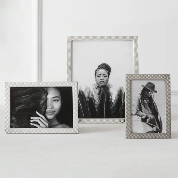 Merrit Frame 1 Merrit Frame