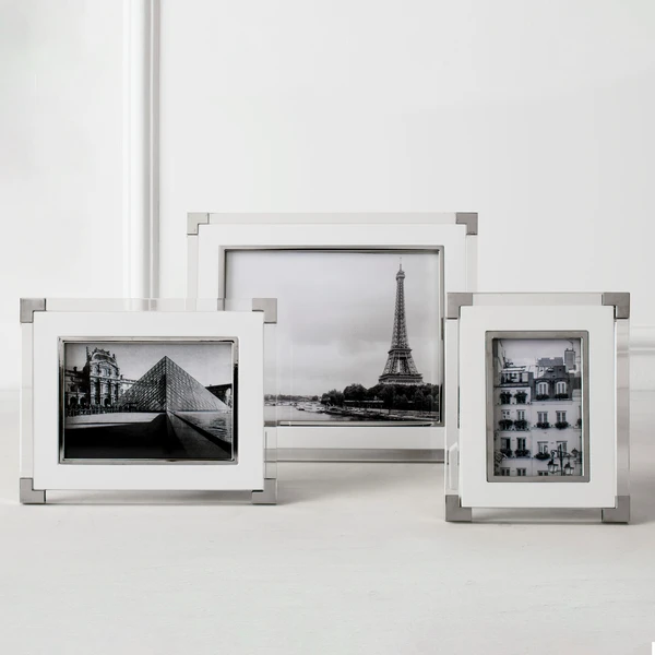 Cendrine Frame 1 Cendrine Frame