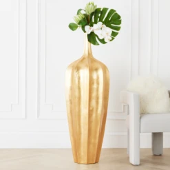 Accolade Vase 9 Accolade Vase -Home Promotion Store webimage 122925337 dtl alt2