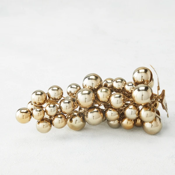 Gold Oversized Grapes 1 Gold Oversized Grapes