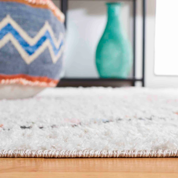 Hannah Rug - Ivory 3 Hannah Rug - Ivory - Image 3