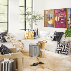 Rita Accent Table -Home Promotion Store webimage Nikkichu LivingRoom 02 022223588 02 square